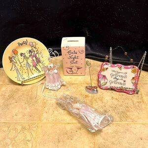 Jewelry Party Helpers